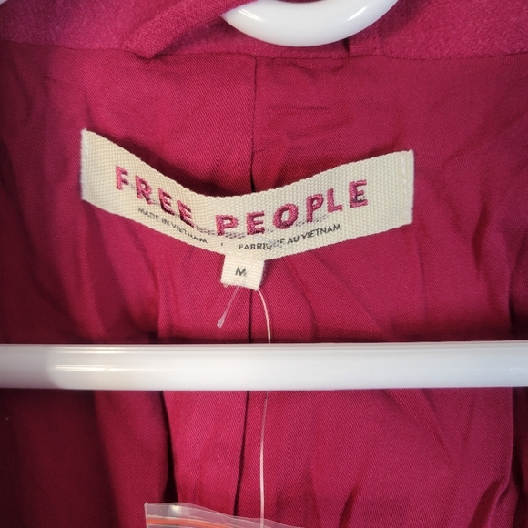 NWOT Free People Berry Wine Coco Cropped Linen Blend Blazer - Picture 2 of 6